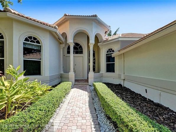 House Buying Area Guide In Pembroke Pines and Hallandale Beach