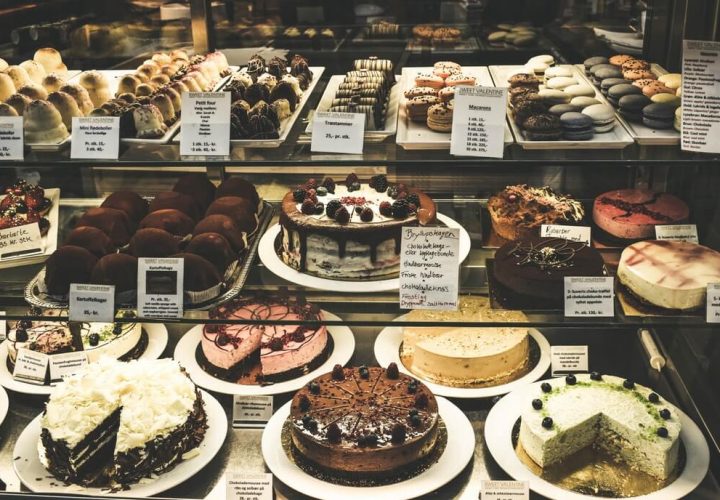 5 Good Reasons Why You Should Partner with a Wholesale Cake Shop Brisbane Has Today for Your Food Business