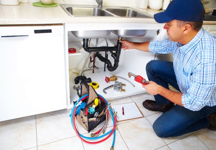 Fixing the Plumbing Issues in Your Home by Hiring the Expert Plumber