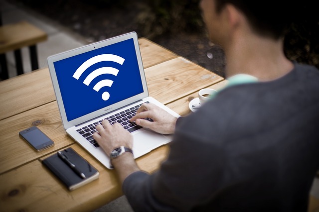 How to Connect a Mobile Phone to a Wi-Fi Network with WPS