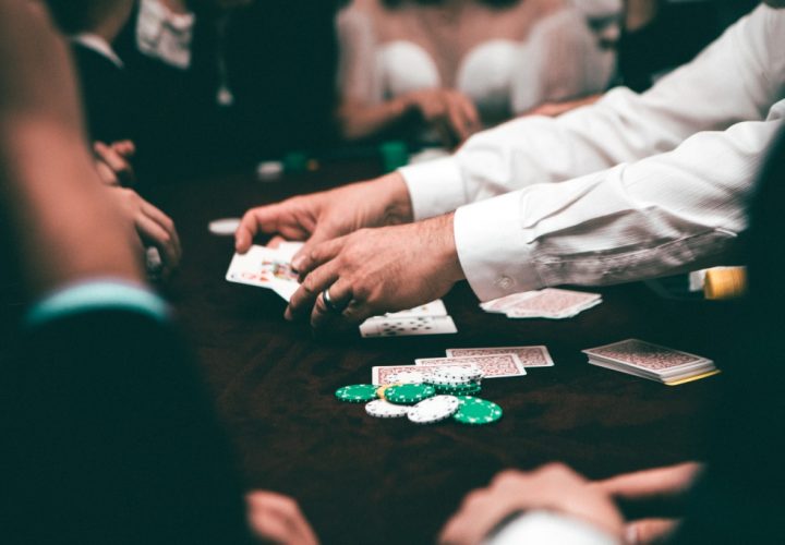 3 Ways to Manage Your Money While Playing Casino Games Online