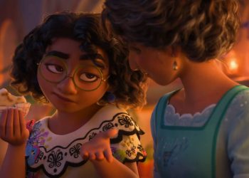 How Old is Mirabel in Encanto