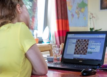 Online Chess
