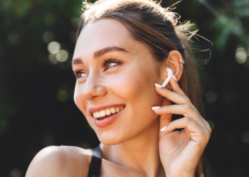 pros and cons of headphone