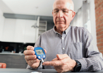 Detecting Early Warning Signs: The Importance of Regular At-Home Blood Testing