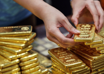 What Is a Gold Ira, Should You Get It and How to Invest Through It?
