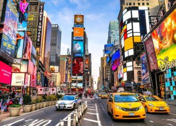 TOP 4 most expensive places in the world to travel