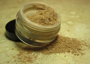 Mineral Powder Foundation