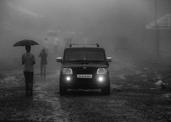 Amber and White Light Bar