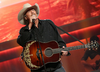 Alan Jackson hospitalized