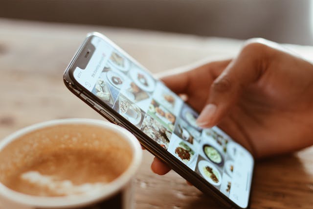 Impact of Instanavigation on User Engagement