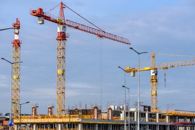 Hiring a construction company
