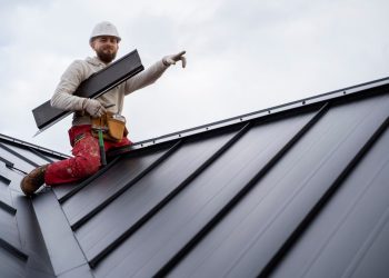 What to Expect During a Roof Replacement with a Roofing Company