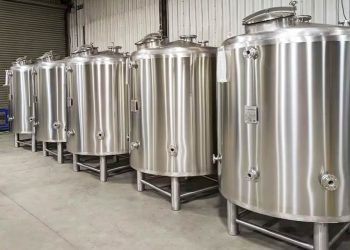 Benefits of Stainless Steel Storage Tanks in the Food Industry