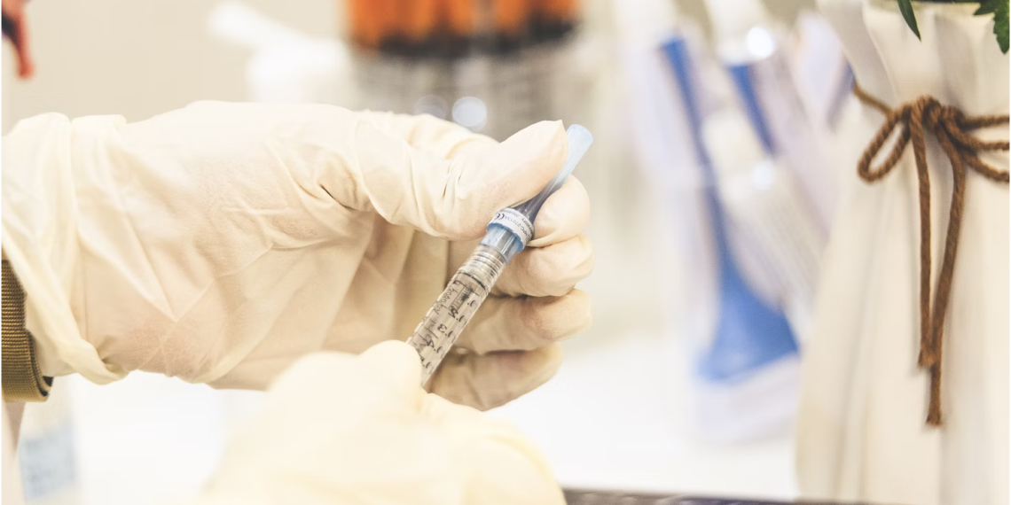 How Peptide Therapy Near Me Can Aid in Weight Loss Solutions