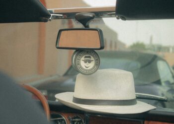 10 Effective Ways to Keep Your Car Smelling Fresh
