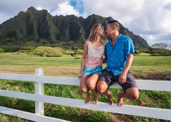 Engagement Photographer Hawaii