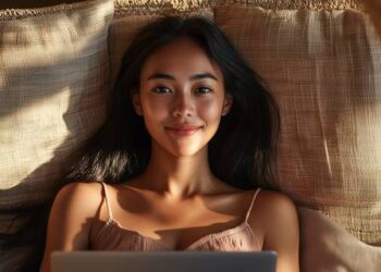 Dating in InstaCams video chat: what users should know