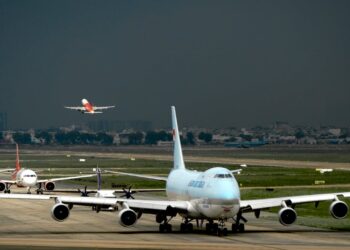 Shared Airport Traffic