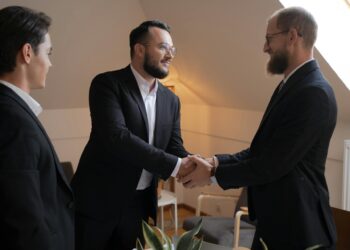 Building a Thriving Independent Practice from Day One