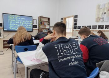 10 Questions to Ask Before Choosing a School