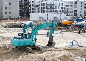 How to Simplify Finding the Right Contractor for a Community